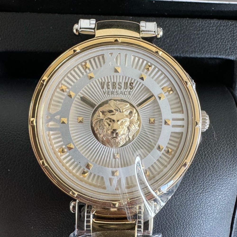 Brand new never worn Versus Versace watch